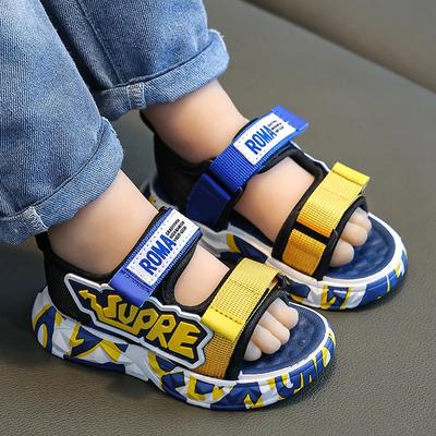 Kinder 2024 Neue Jungen Sandalen Modische Sommer Koreanische Lässige Rutschfeste Weiche Sohle Studentenjunge Strandsandalen Kinderschuhe