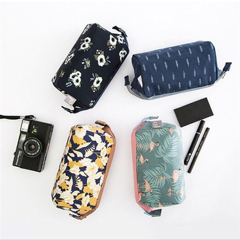 Premium Quality Multifunctional Flamingo Print Cosmetic Storage Bag With Waterproof Zipper
