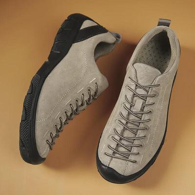 Scarpe da uomo leggere da outdoor per escursionismo e alpinismo, disponibili in taglie grandi.
