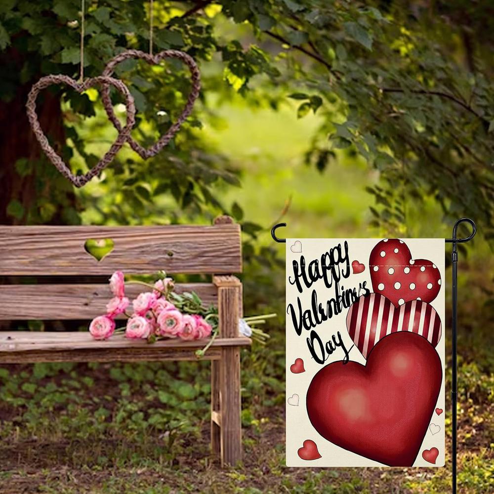 Drapeau de Jardin Saint-Valentin 30x45 cm Bannières Cœur en Jute Double Face Petits Drapeaux Décoratifs Saisonniers pour l'Extérieur