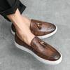 Fashion High Quality Wedding Leather Shoes Men Casual Leather Antiskid Loafers Tassels Leather Dress Business Shoes British Style Shoes