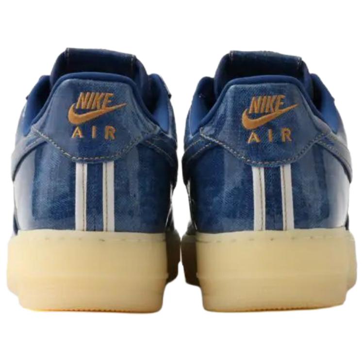 Nike Scarpe da Ginnastica Uomo Air Force 1 Low in Pelle Verniciata e Denim Blu IM5757-400