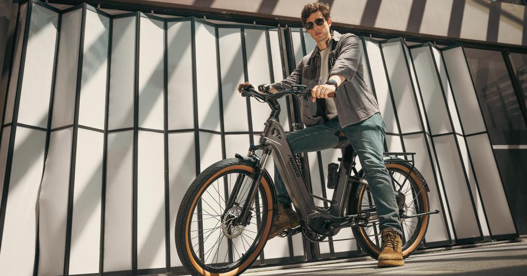 MIHOGO AIR 48V 19.2ah Carbon Fiber Long-Range Electric Bicycle,26-inch,750W Motor,Maximum Assist Range Up To 190km.