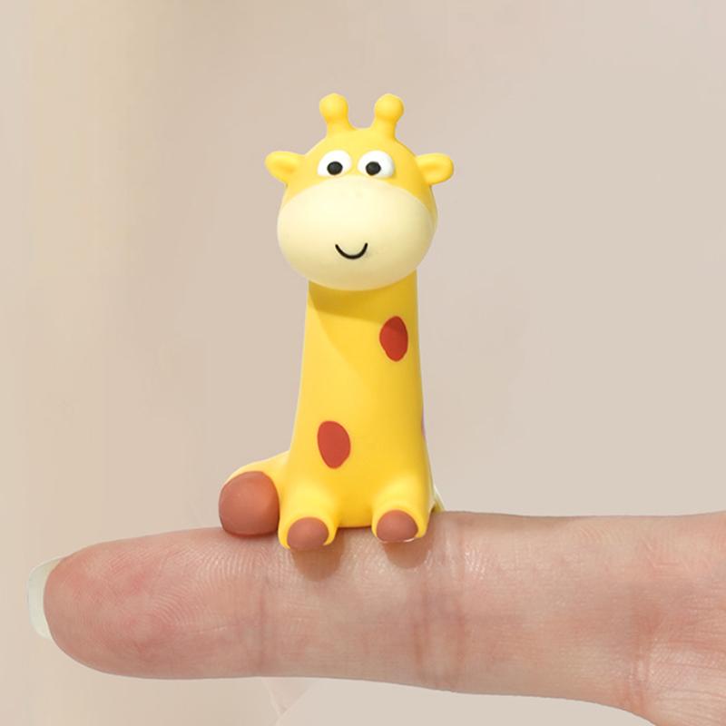 Gummi Giraffe Ornament Rillenverklebte Giraffenfiguren Cartoon Giraffenmodell Autodekoration Computerbildschirm Ausstellungsornament