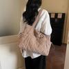 New 2026 Women's Large Capacity Diamond Pattern Tote - Fashionable, Simple Solid Color Handbag for Commuting and Everyday Use.