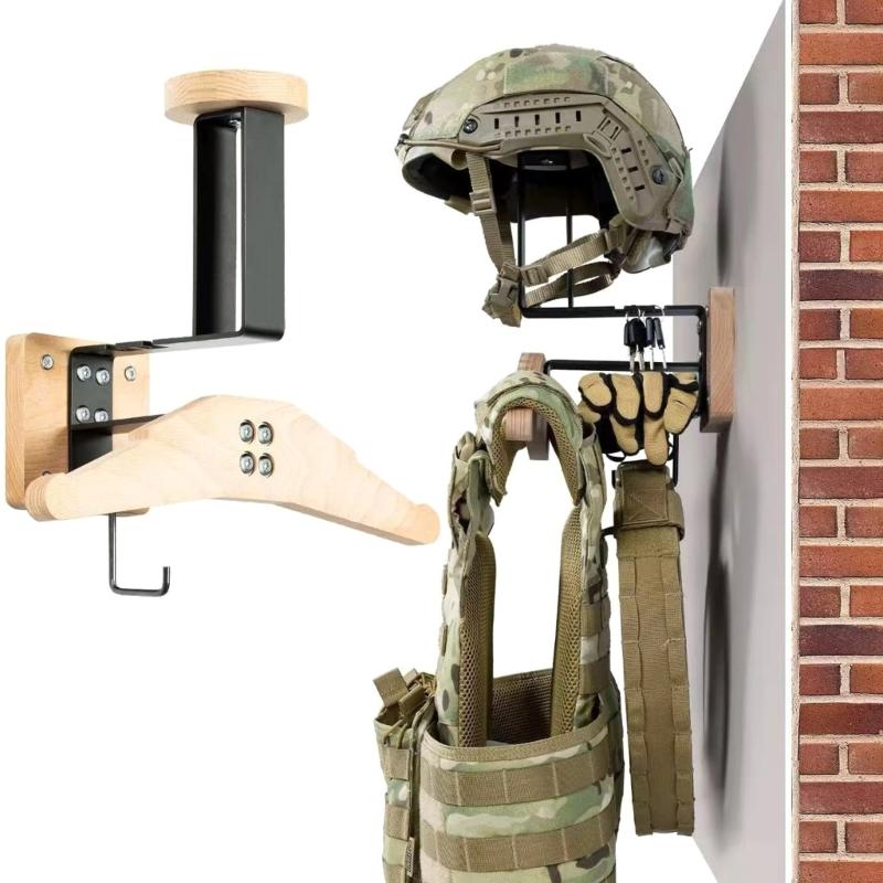 Suport de afișare pentru depozitarea echipamentelor de schi și ciclism cu cârlig