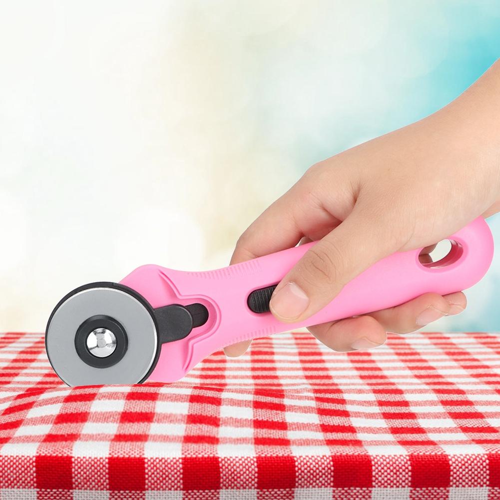 

45mm Round Cutter Knife Cloth Knife Round Hob Fabric Cutter Sewing Accessories (Rose Red)