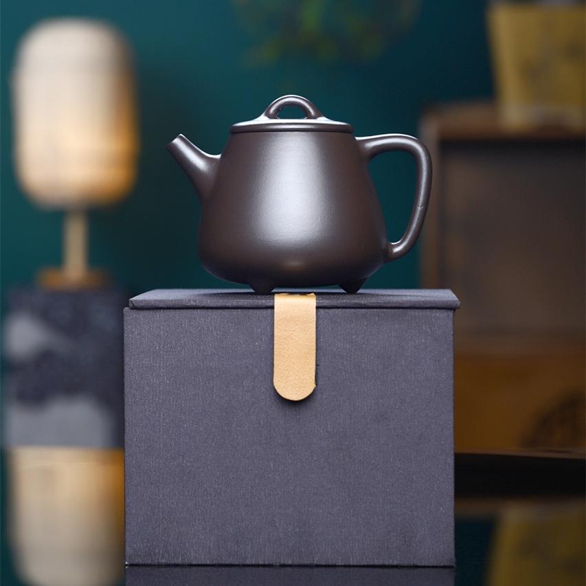 Handmade Yixing Zisha Black Clay Gongfu Tea Set - Pure Stone Ladle Pot for Tea Brewing