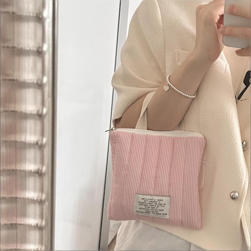 

New Striped Handheld Mobile Phone Bag Cotton Handheld Style Sanitary Napkin Handbag Small Key Sanitary Pad Pouch Women рожевий