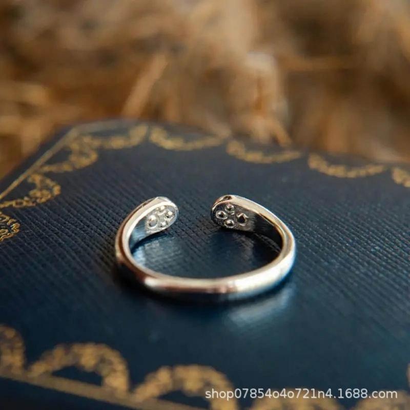 Niedlicher Katzenpfoten Offener Ring Verstellbarer Fingerring Liebliches Umarmungs-Design Ring Einzigartiger Schmuck Geschenk für Frauen Männer