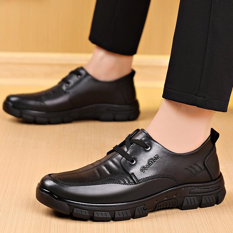 

Кожаная обувь мужская кожаная новая средняя обувь для папы дышащая нескользящая износостойкая на мягкой подошве повседневная кожаная обувь 38