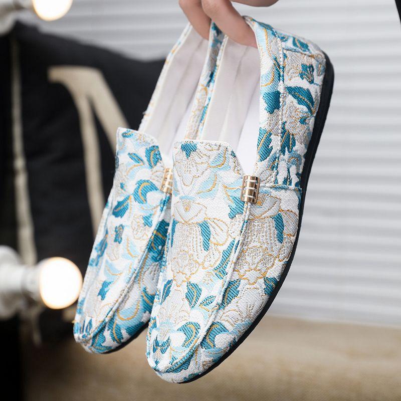 2025 Men's Shoes Breathable Bean Shoes Men's Trend One Step Stepping Old Beijing Cloth Shoes Driving Casual Shoes Lazy