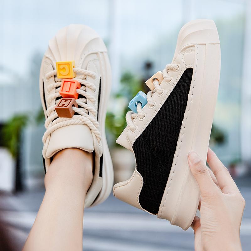 

Модная уличная нескользящая обувь на плоской подошве для мужчин и женщин, дышащая, осенняя, мужская повседневная обувь, удобные кроссовки для пары, дизайнерская, белая, 44 35 чёрный