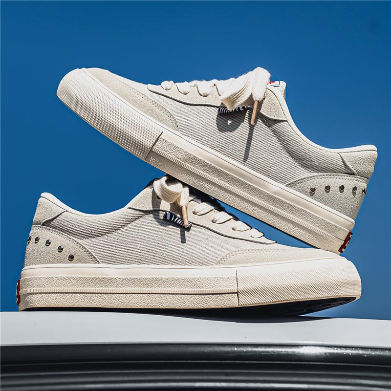 New Men's Classic Four Seasons Fashion Canvas Low Top Skateboarding Shoes Comfortable Soft Sole Sneakers