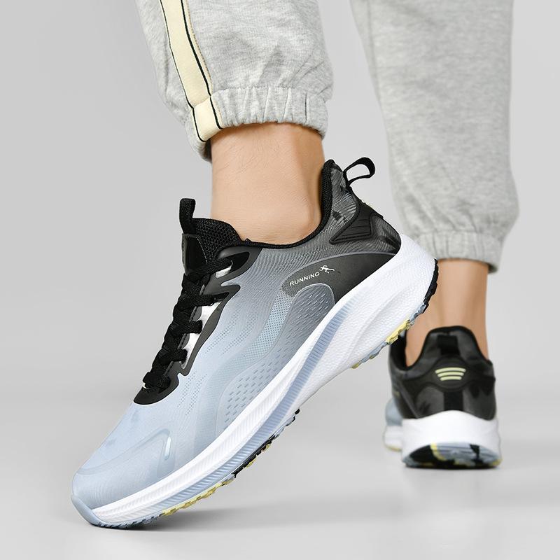Large size sports shoes men's shoes spring and summer new fashion casual versatile breathable running shoes youth