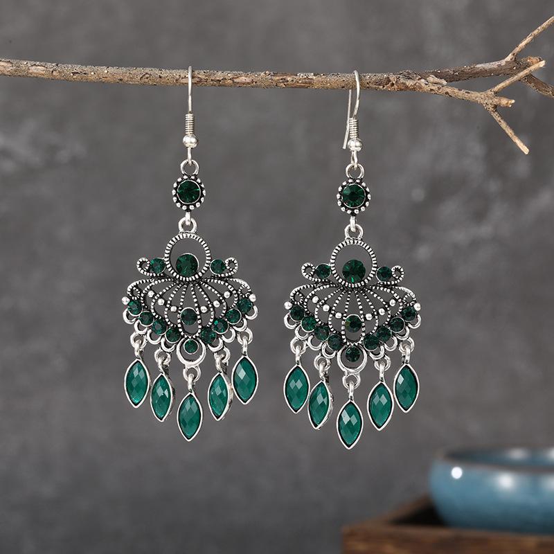 

Vintage Ethnic Long Water Drop Tassel Earrings for Women Creative Rhinestone Flower Silver Color Metal Dangle Female Jewelry