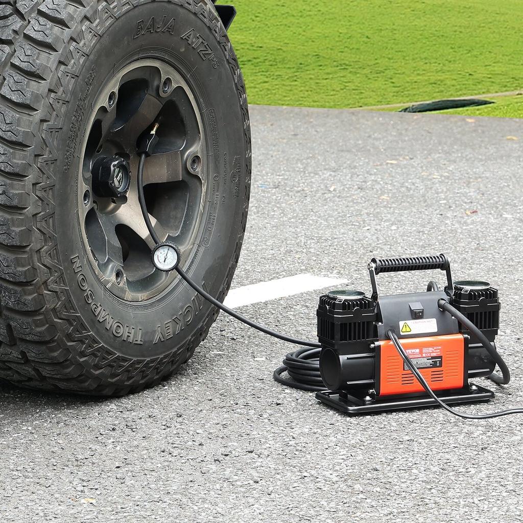 10,6CFM Přenosná hustilka pneumatik Dvouválcový kompresor 12V 150PSI