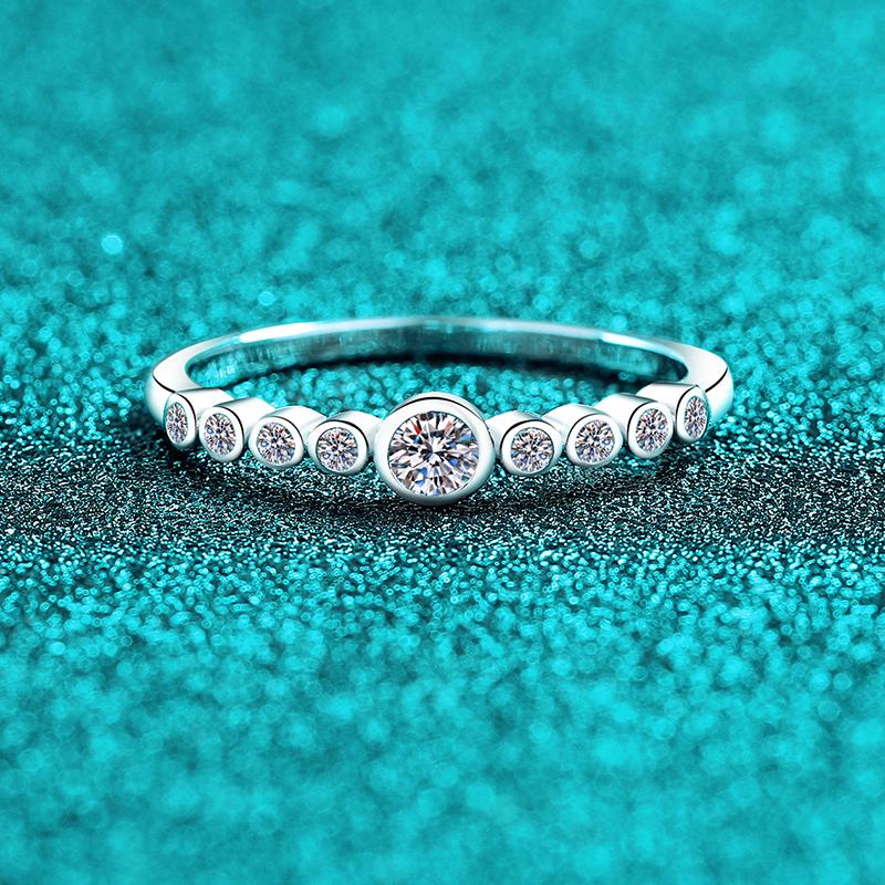 925 Sterling Silver Rhodium Plated GRA Certified Moissanite Bezel Set Row Ring Cut Center Stone Graduated Side Stones Minimalist