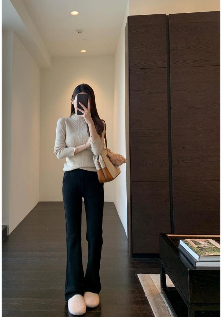 High-Waist Velvet Plus-Size Slimming Micro Flare Pants for Women - Tight Fit, Sharkskin, Autumn/Winter Wear