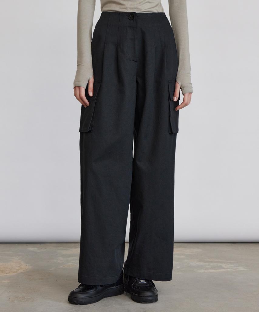 ITOV SEOUL Cotton Tuck Cargo Pants Ch