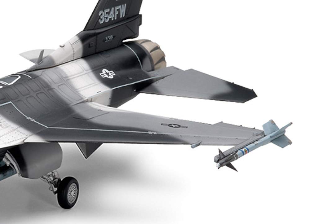 Tamiya Masterpiece Aircraft Series 106 Air Force Plastic Model Kit 61106 1/48 No. U.S. F-16C/N Aggressor/Adversary