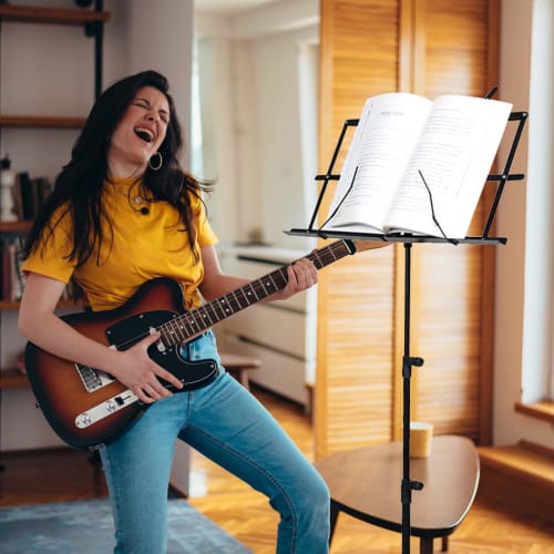 Folding Music Stand, Lightweight, Black, Metal, Tripod, Adjustable Music Stand with Clamp and Clips, Foldable Height 50-150cm, Adjustable Reading Stan