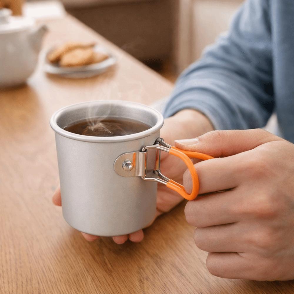 Teetasse Rostfrei Faltbar Campingbecher 150 ML Sturzsicher Aluminiumlegierung Tasse Wiederverwendbar Mini-Becher Rucksacktouren