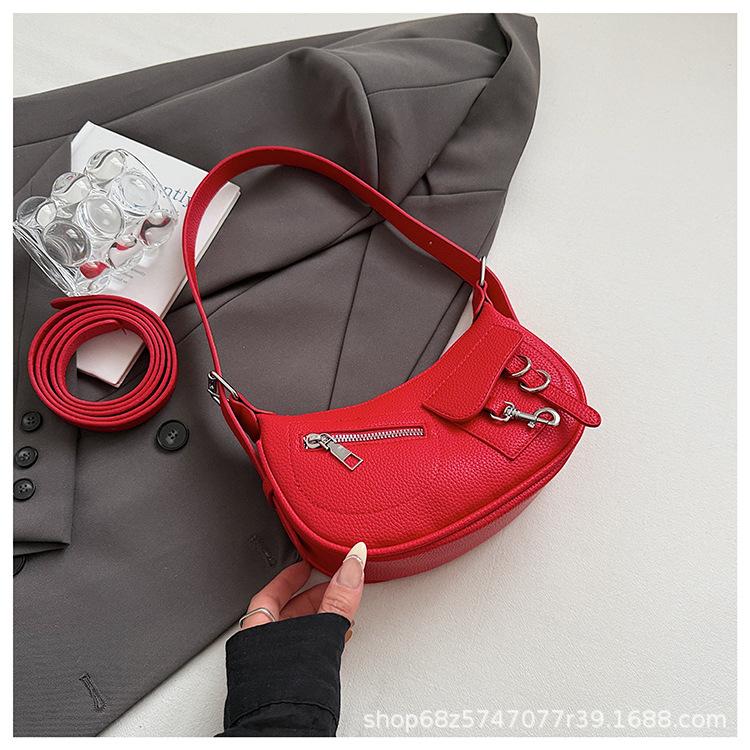 Niche punk style underarm bag women's 2025 new high-end texture crescent bag retro versatile shoulder messenger bag