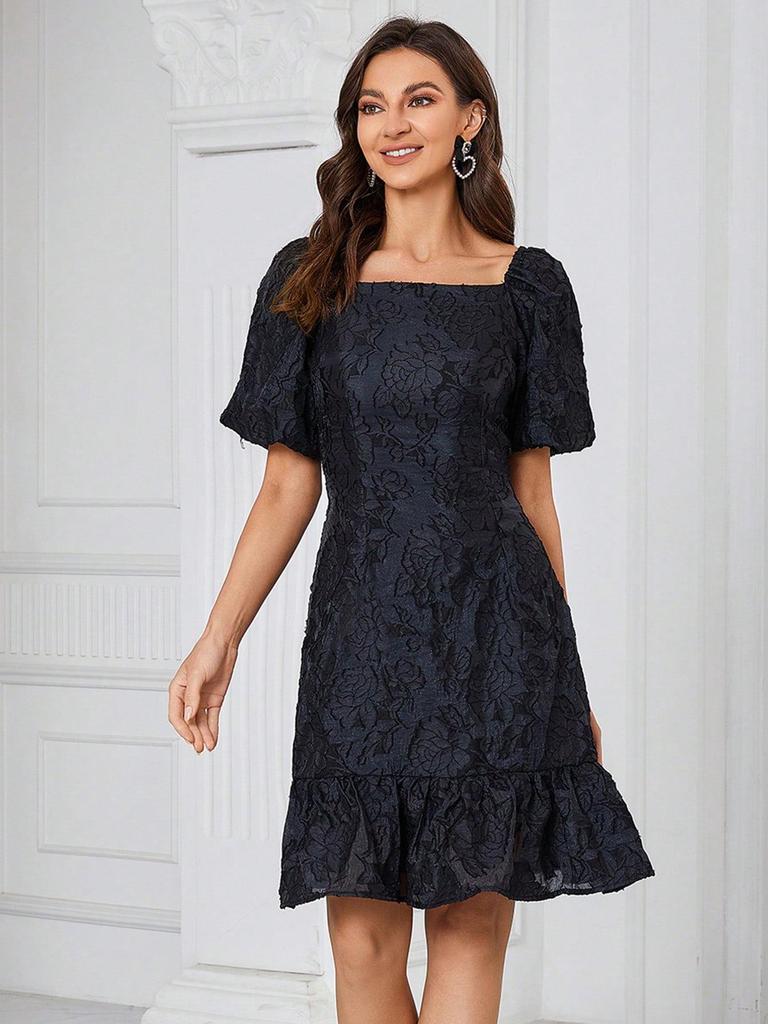 2025 Spring/Summer Women's Fashion: European Square Neck Puff Sleeve Midi Lace Dress