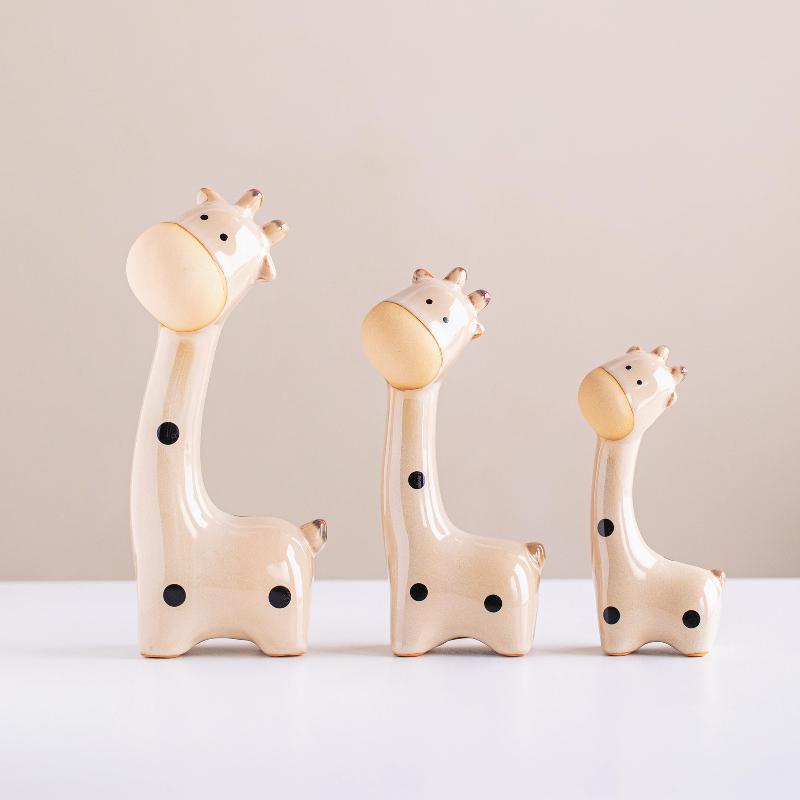 Jingdezhen Creative Ceramic Ornament Desktop Simplicity Niche Cute Porcelain Living Room High End Small Decoration