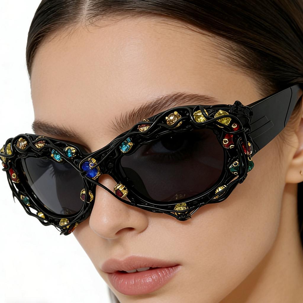 New Y2k Trendy Steampunk Twisted Water Diamond Sunglasses Men Women's Street Outdoor Personality Retro Gorgeous Party Sunglasses
