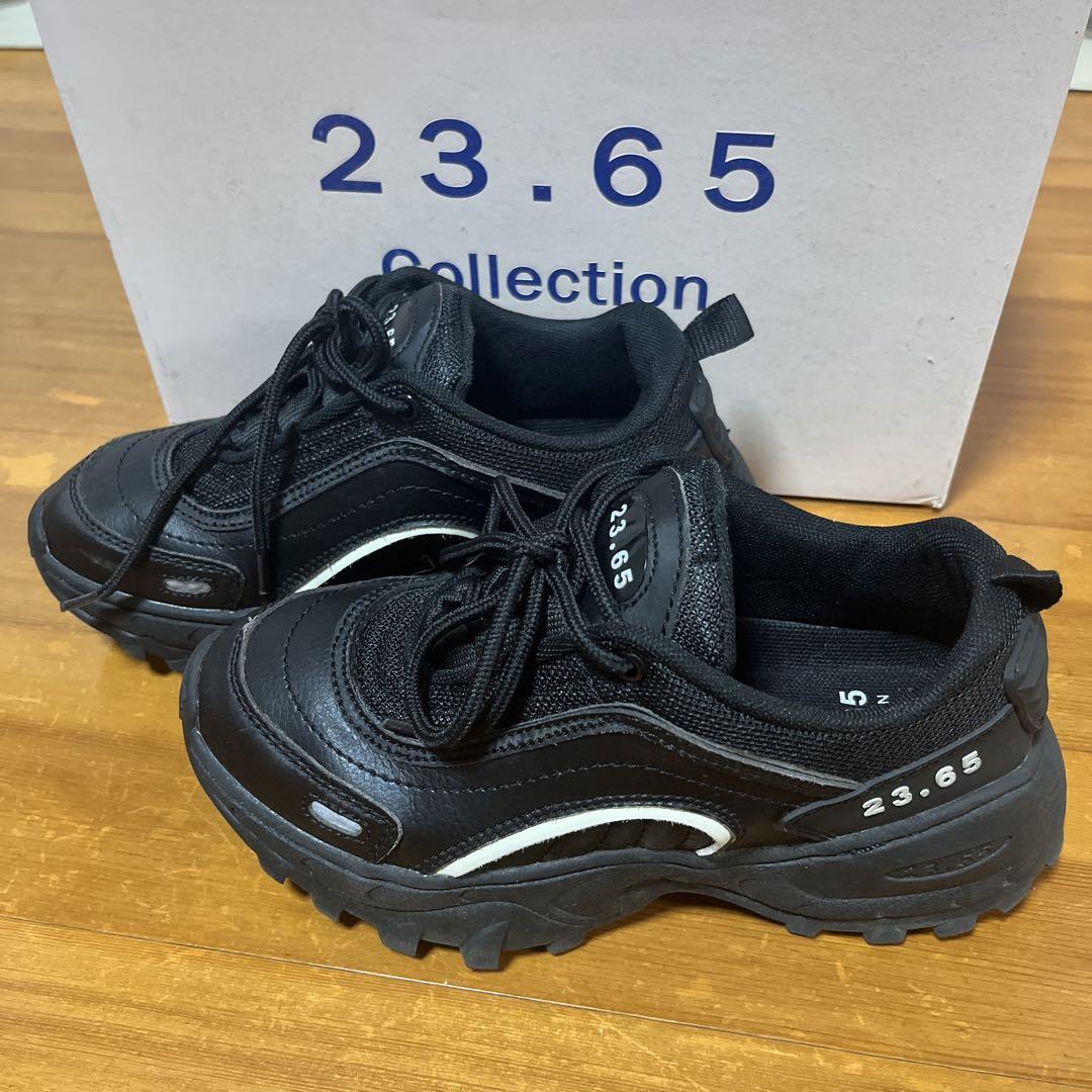 

[USED] 23.65 sneakers