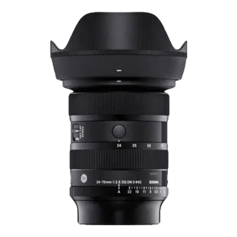 SIGMA Versatile Lenses for Mirrorless Cameras