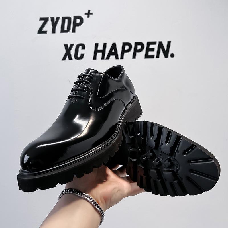 

Trendy British Style Leather Shoes for Formal, Business, Casual, and Wedding - Height Increasing, Patent Leather, Young Commuter, 28458-A 39