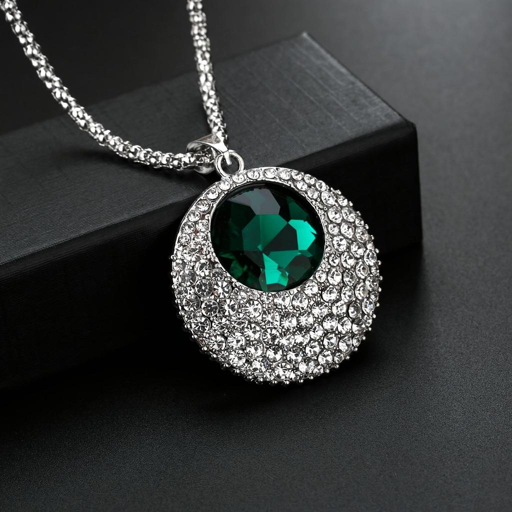 Retro Sternenanhänger Halskette: Vielseitiger Kristall Edelstein Schmuck für Damen.