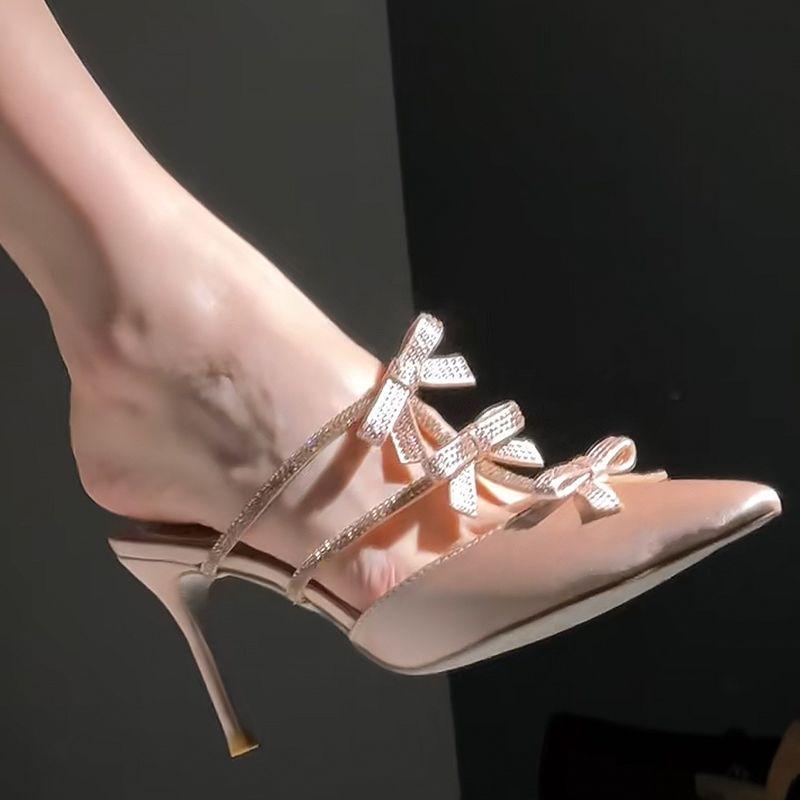 

Французские туфли-лодочки на высоком каблуке со стразами и бабочками, женские шпильки, банкетные, шампанское, атласные сланцы с закрытым носком, сандалии на одно слово, лето 39