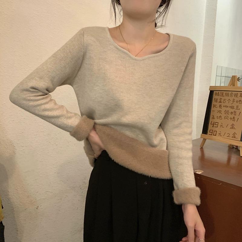 Fleece and thickened integrated fleece warm sweater women's soft waxy knitted top autumn and winter collar front shoulder inner bottoming shirt