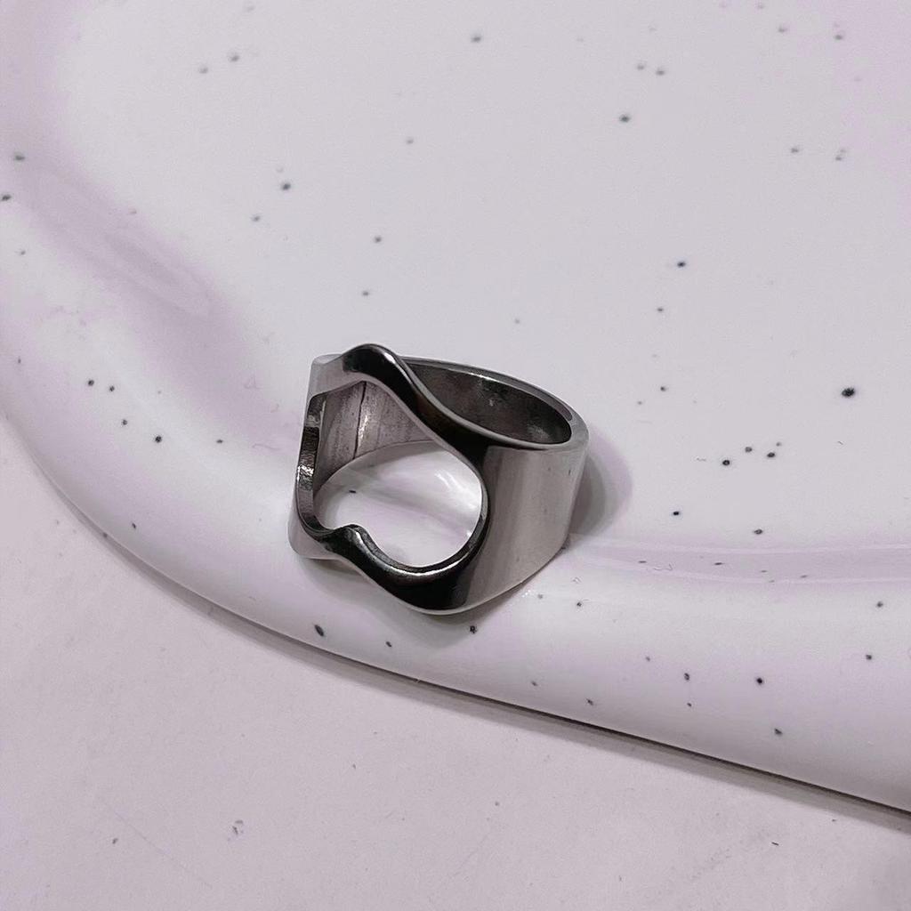 Titanfarbe Echter Ringschmuck Online-Berühmtheit Flaschenöffner mit hochwertiger Persönlichkeit Kreative tragbare Ringe