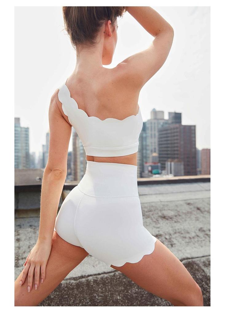 Shockproof Medium Support Backless Sports Bra with Removable Cups - Minimizes Chest Appearance for Yoga & Fitness
