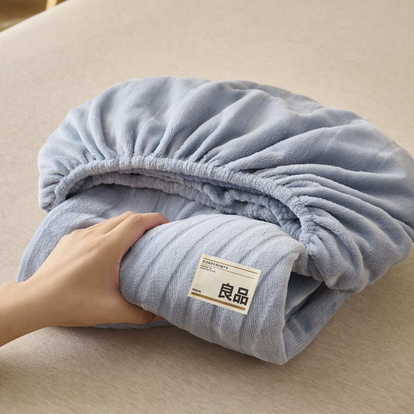 

New Milk Velvet Fitted Sheet for Winter, Curve-carved Design Fitted Sheet, Single Piece, Dust-proof, All-inclusive, Non-slip, Non-shifting 120 * 200cm Single Bed Hat