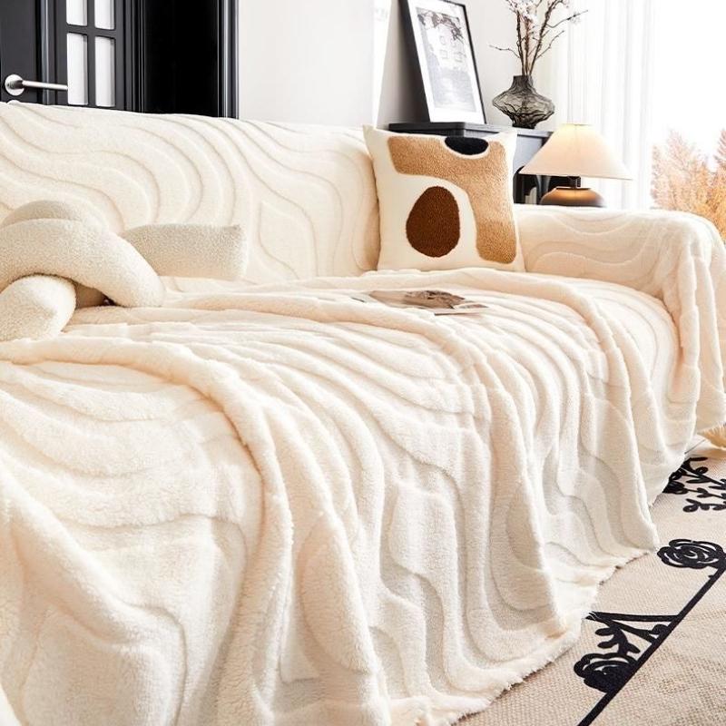 Anti-scratch Plush Sofa Cover, Cream Style Couch Throw Blanket, Soft Non-slip Protector for Pets