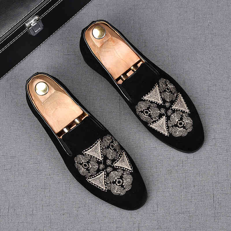 Fashion New Men's Fashion Printed Embroidery Suede Flats Shoes Oxfords Zapatos De Novio Man Party Wedding Dress Formal Prom Shoes