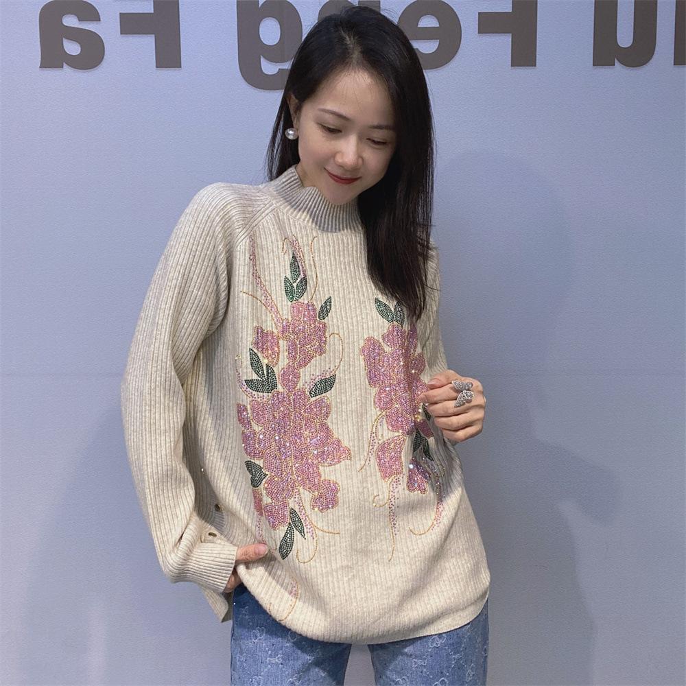 Semi-high Neck Striped Knitted Sweater Is A Versatile Top for Women In Autumn and Winter, A Slimming Large-sized Sweater