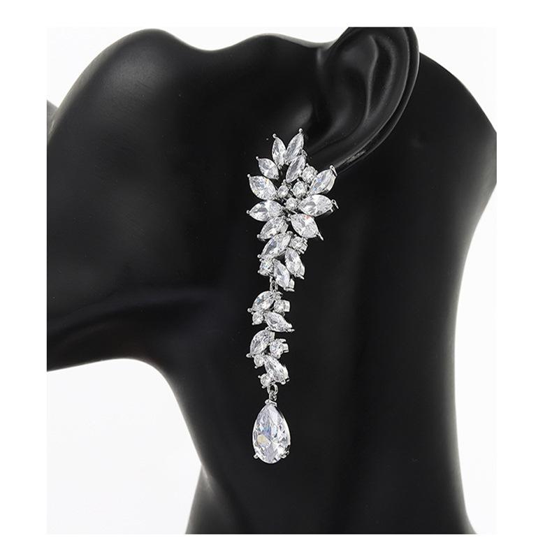 

Personalized earrings, high-quality water drop earrings, earrings.