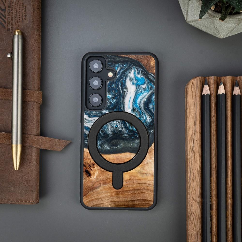 Bewood Unique Case for Samsung Galaxy S24 - Planets - Earth with MagSafe