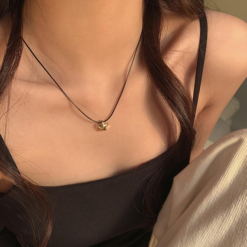 Black Rope Star Necklace Female Collarbone Chain Korea