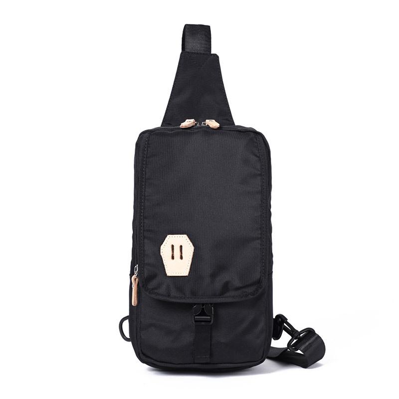 

Simple Chest Bag for Men, Oxford Cloth Waterproof Shoulder Bag, Casual and Fashionable Crossbody Bag, Multi-purpose Commuting Bag