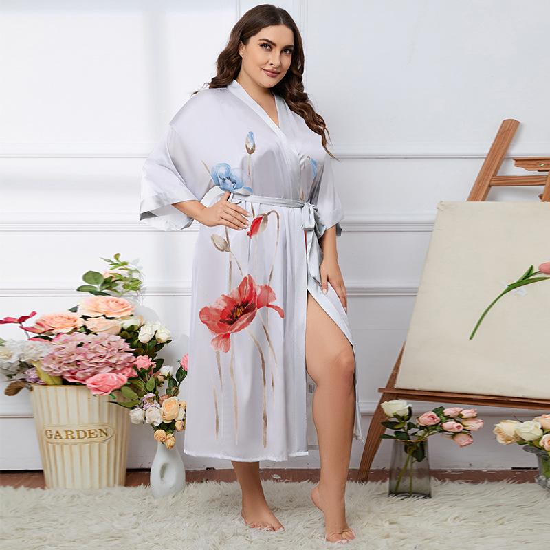 Übergröße Satin Sommer Pyjama & Bademantel Set für Damen - Leichter Luxus Eisseide