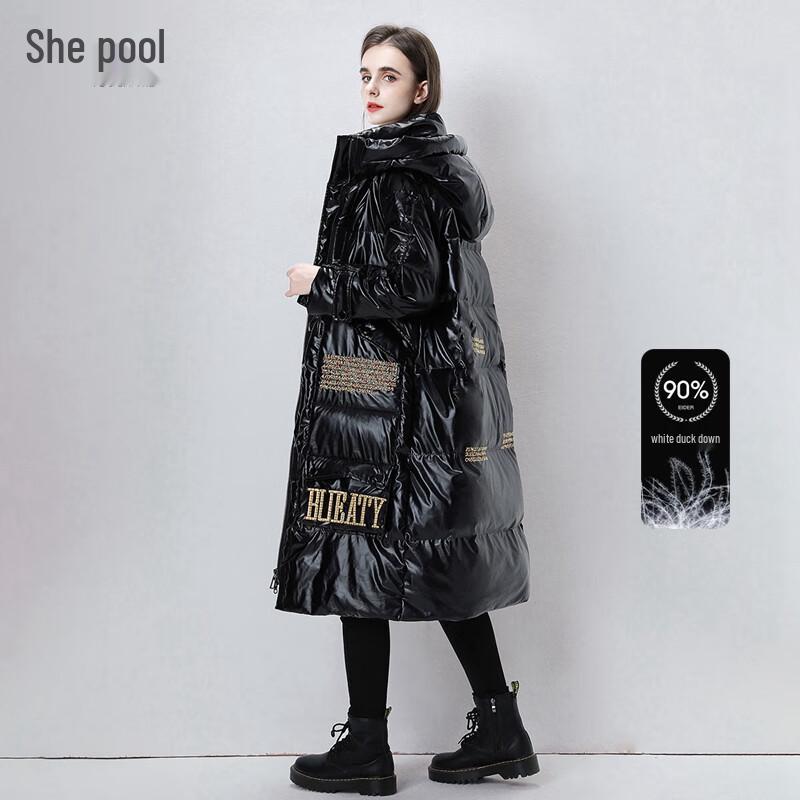 

Жіночий блискучий вишитий пуховик з капюшоном M