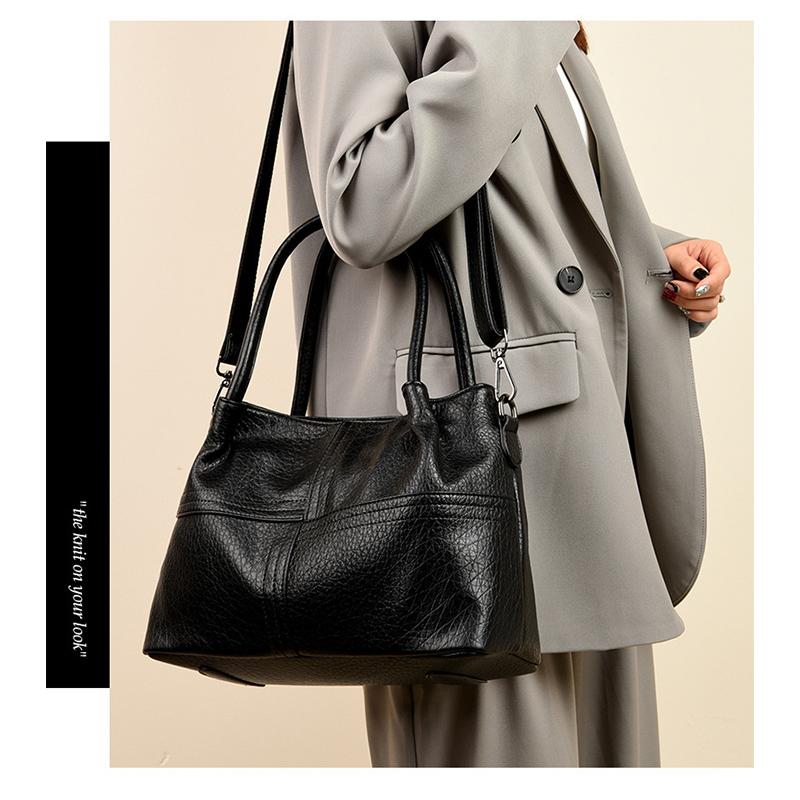 Women's High-end Messenger Bag Casual Simple Large-capacity Shoulder Bag Fashion Temperament Handbag